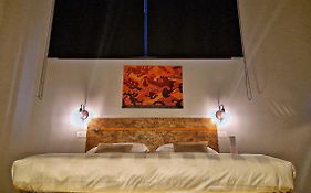 GARAGE47 Storica Officina Meccanica LOFT B&B iN PIENZA